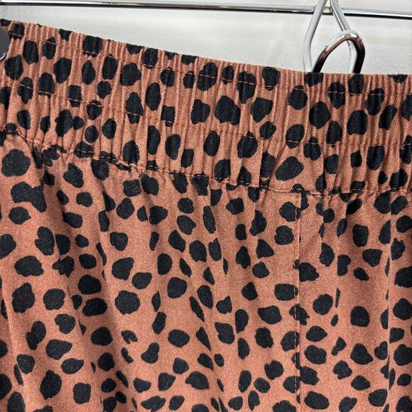 Old Navy High-Waisted Playa Shorts XL Brown Animal Print pull on pockets casual - Picture 4 of 7